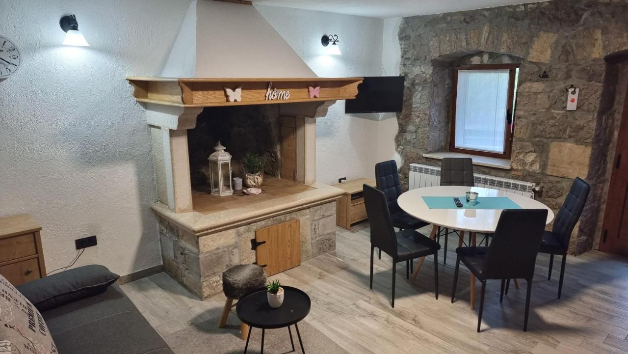 Villa Kos Lupoglav  Εξωτερικό φωτογραφία