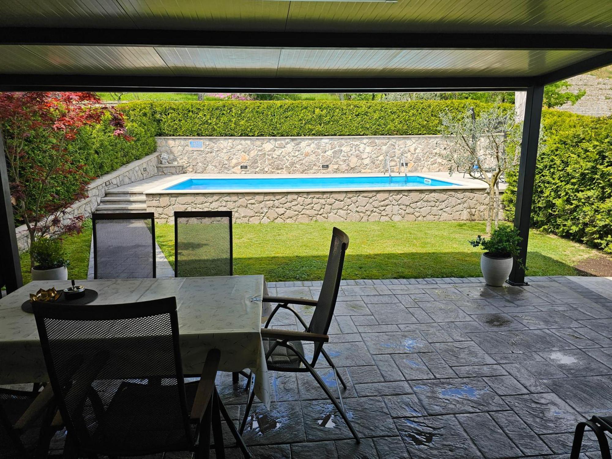 Villa Kos Lupoglav  Εξωτερικό φωτογραφία