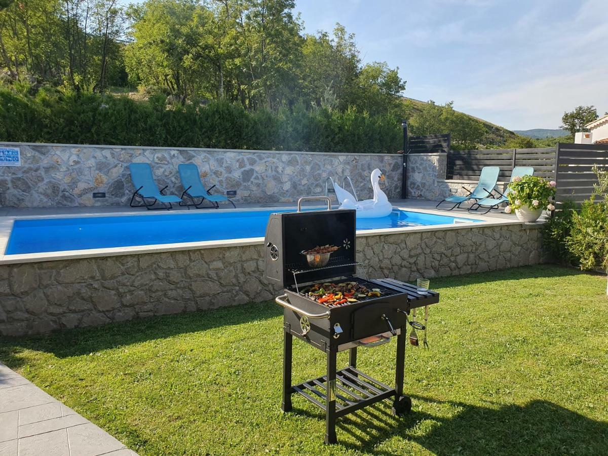 Villa Kos Lupoglav  Δωμάτιο φωτογραφία